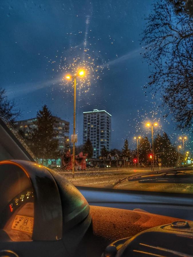 Identity By Nights & Smiles Apartment Tuzla Luaran gambar