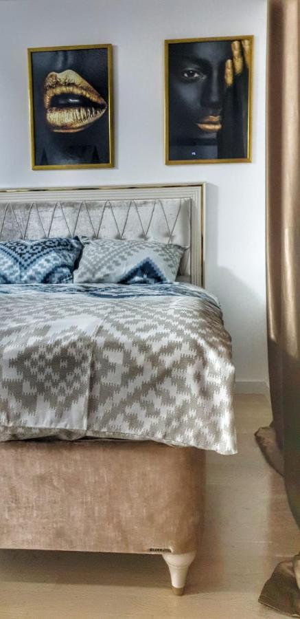 Identity By Nights & Smiles Apartment Tuzla Luaran gambar