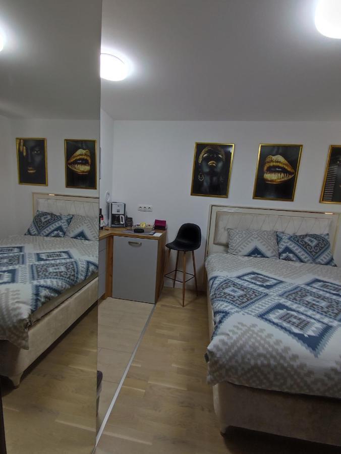 Identity By Nights & Smiles Apartment Tuzla Luaran gambar